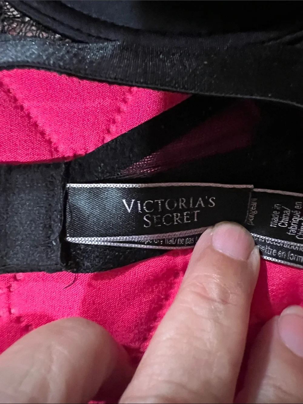 Victoria's Secret Black Lace-Side T-Shirt Bra - Picture 2 of 12
